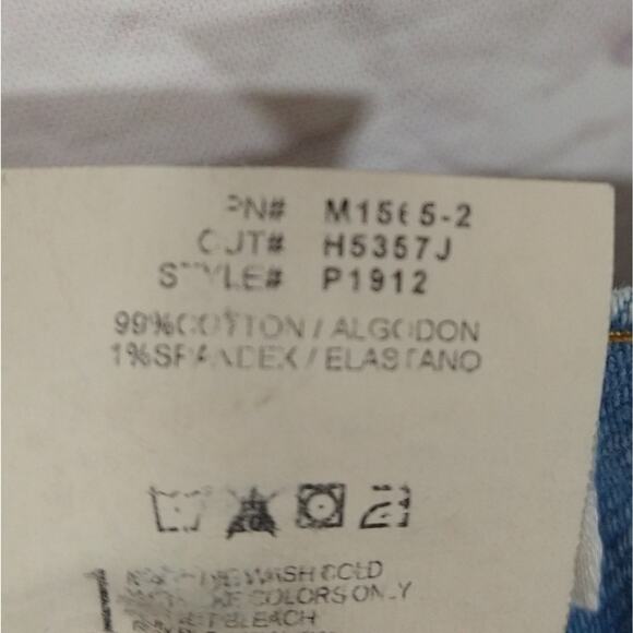 A Vibrant MIU Light Wash High Rise Waist Distressed Ripped Blue Denim Jeans 7 27 - Picture 10 of 10